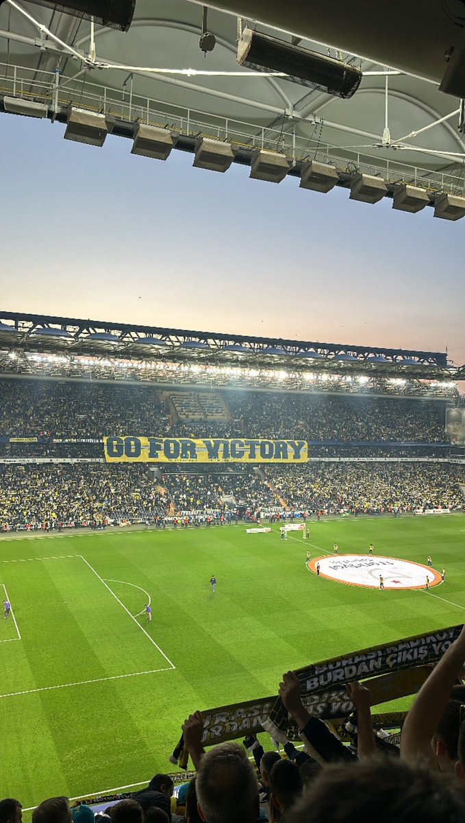 ahmeterogllu's tweet photo. MABED 💛💙 https://t.co/CUdZnCrLSd