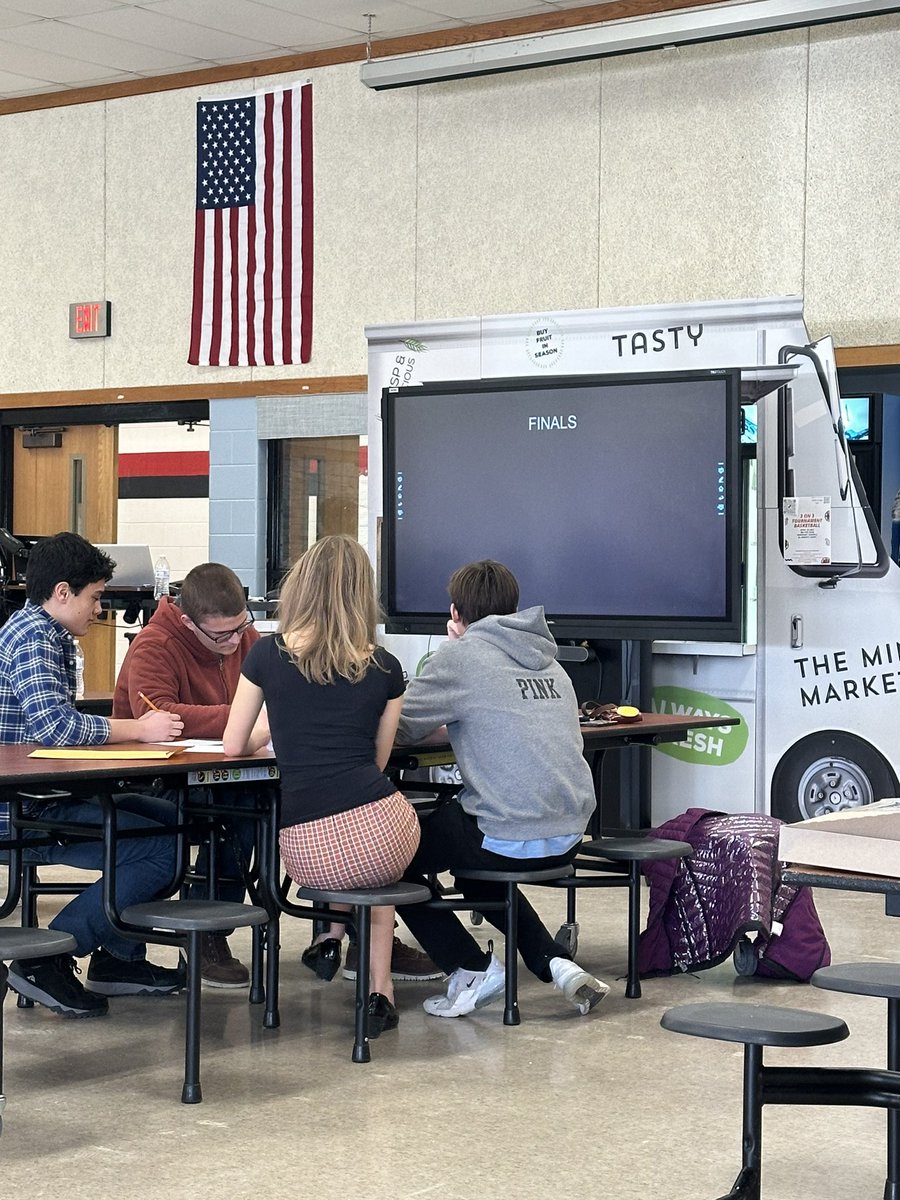 bays_brad's tweet photo. Academic games social studies finals! The tradition lives on. https://t.co/LHoD7G2Pzs