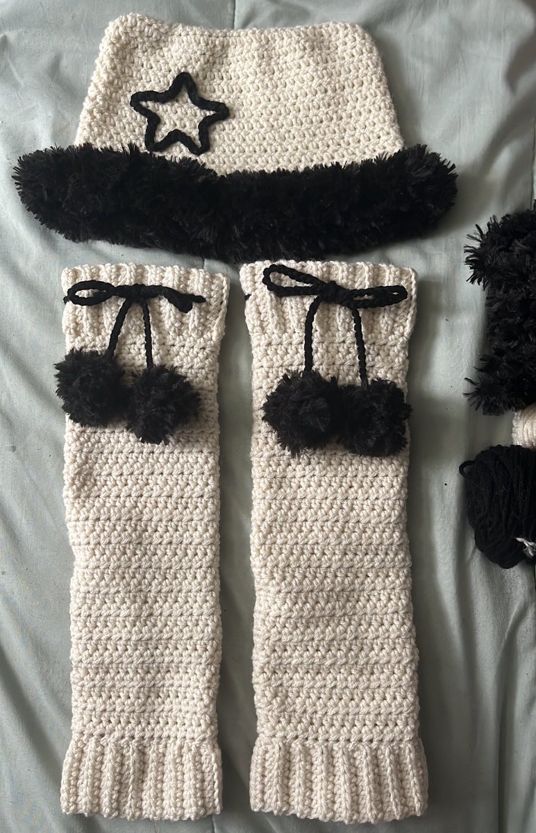 some of my favorite pieces that I’ve done lately <3