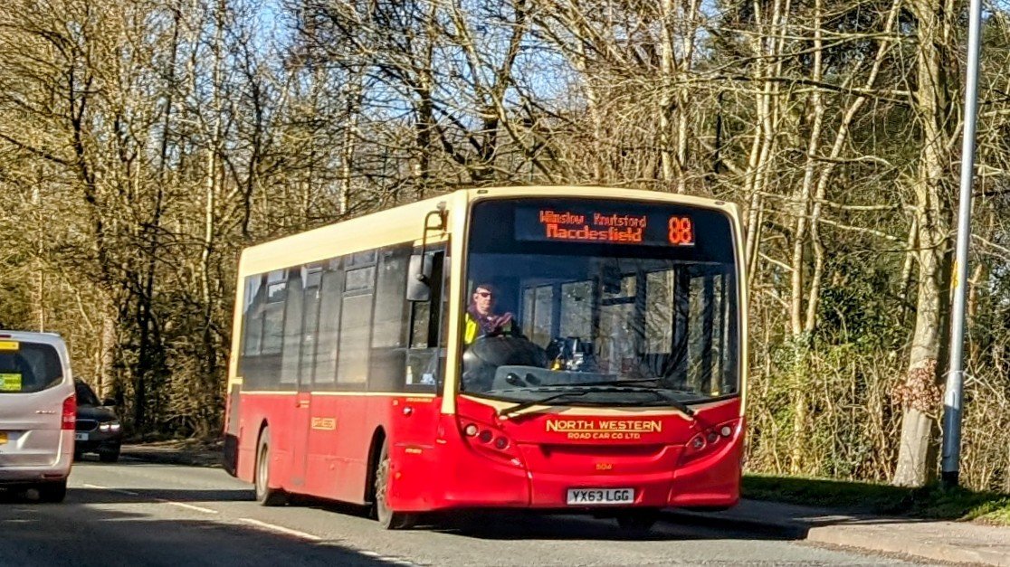 A nod to the past #NorthWesternRoadCarCompany ❤️

@dgbusofficial 504 - YX63 LGG in #HaleBarns this afternoon working a 88 service heading to #Macclesfield.