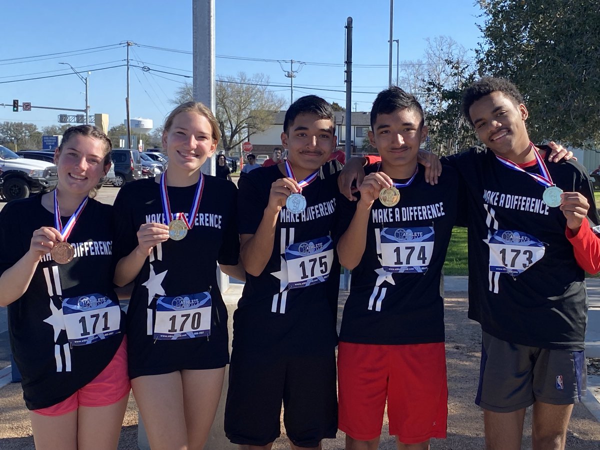 Canyon Cadets bringing home some hardware at the NB Semper Fi-ve K!  Go Coogs!!!!!