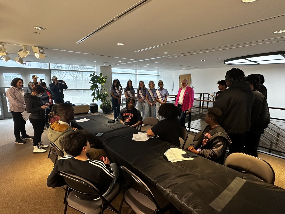 Southern’s Justice Now group partnered with Waggener BSU and presented at JusticeFest. Their presentation garnered $5,500 in addition to several non-monetary donations. #leadlikeatrojan