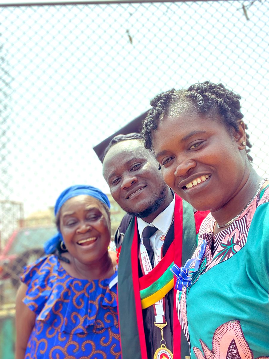 deb4lyf's tweet image. Family over everything ❤️ The least we could do was to be with him and encouraged him not to be satisfied with the first higher achievement. We love ❤️ you Jarque Strother.🙏🫂🫂