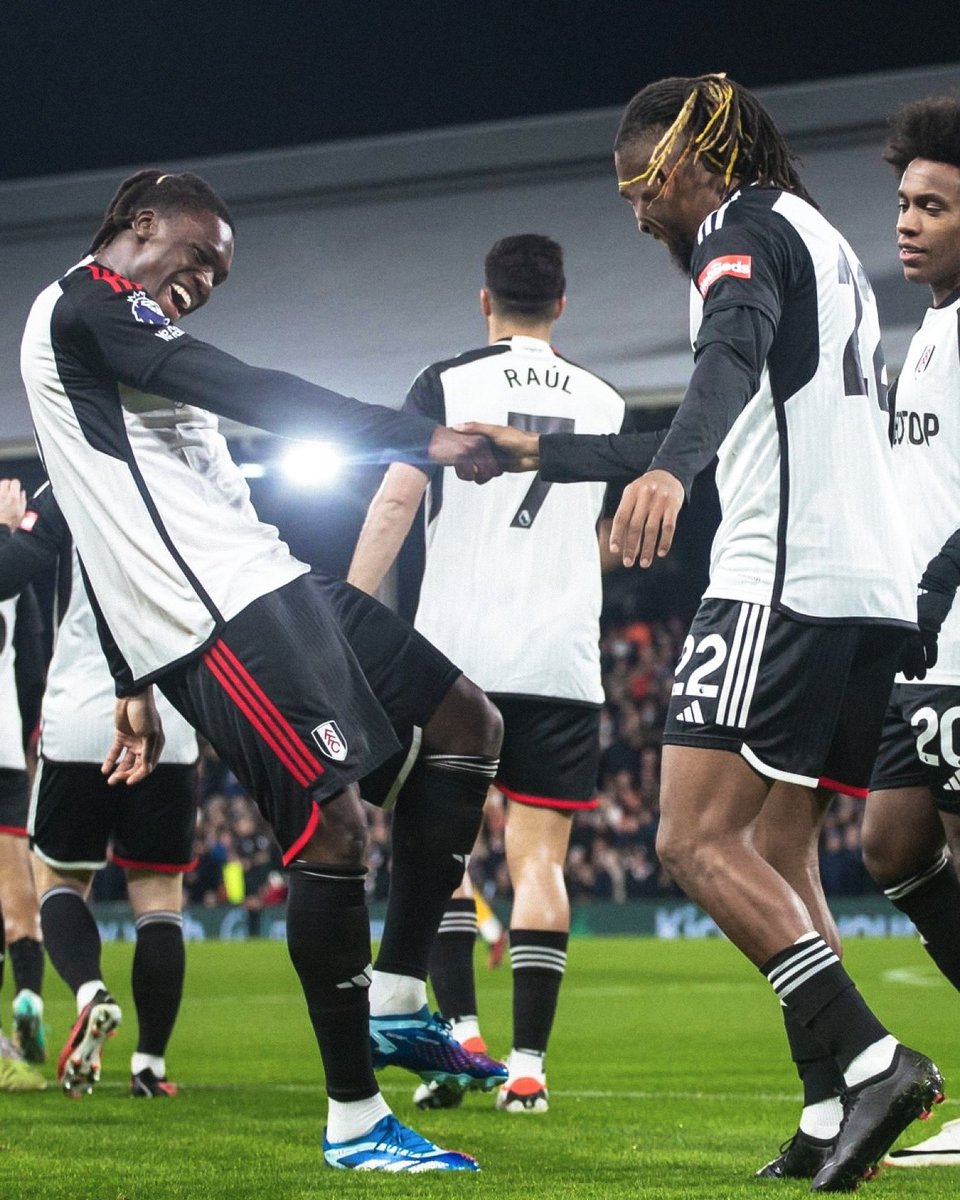 Don_Sir_Chi's tweet image. Naija ballers, Iwobi and Bassey sink Man Utd 😂.
Nice one guys
#Iwobi #CalvinBassey #MUTFUL