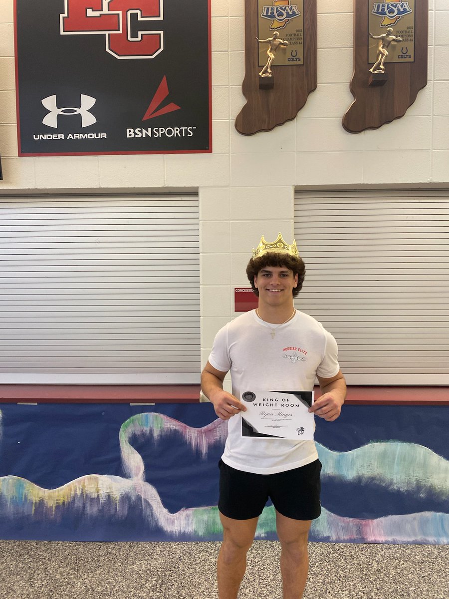 '27 @RyanMinges is our @EastCentralFB King of the Weight Room this week! Ryan's weight room numbers are off the charts. He's a RB name to lookout for the Fall! #StLeonIsSpecial