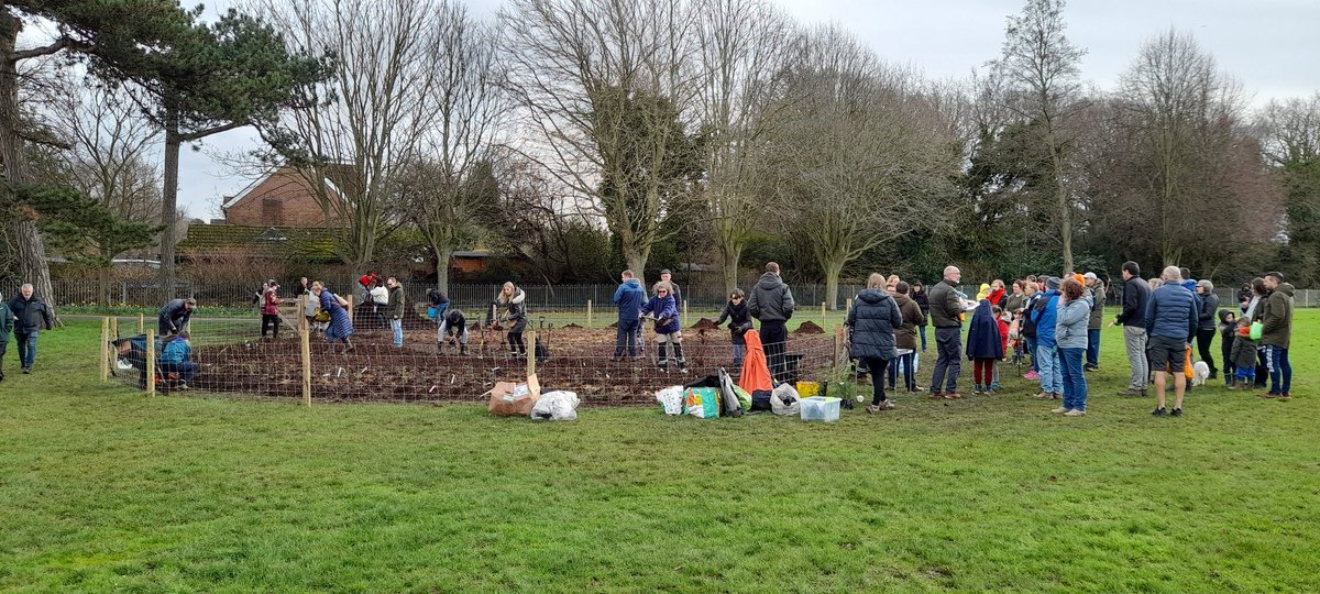 Fantastic to join dozens of local residents today planting the first Tiny Forest in Bromley and the first ever community-funded Tiny Forest. No music was played but felt very much in keeping with the punk rock ethos of 'Do It Yourself': appropriate for Bromley...1/n
