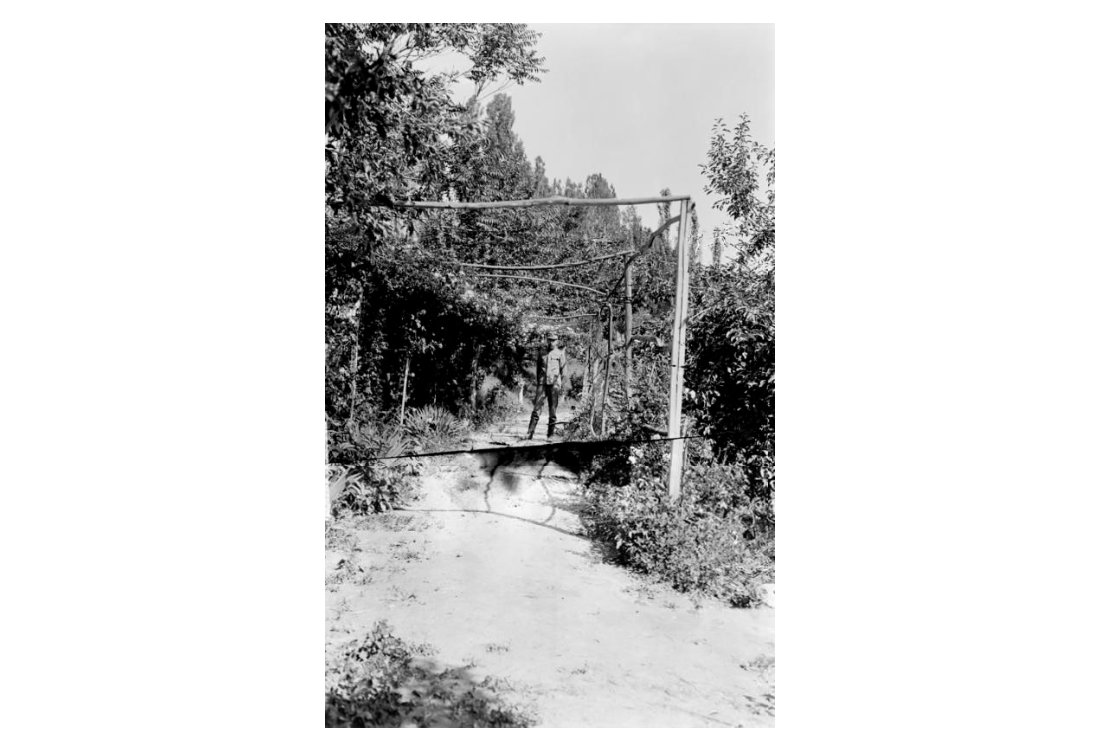 mladen_mrdalj's tweet image. Kakva zanimljiva istorija... slucajno naletim na sliku engleskog spijuna Frederika Bejlija u srpskoj uniformi 1918. i to u dalekom i egzoticnom Taskentu, centru sovjetskog Turkistana. Otkud engleski spijun u srpskoj uniformi tamo, bogu iz tregera, u vreme revolucije? 1/