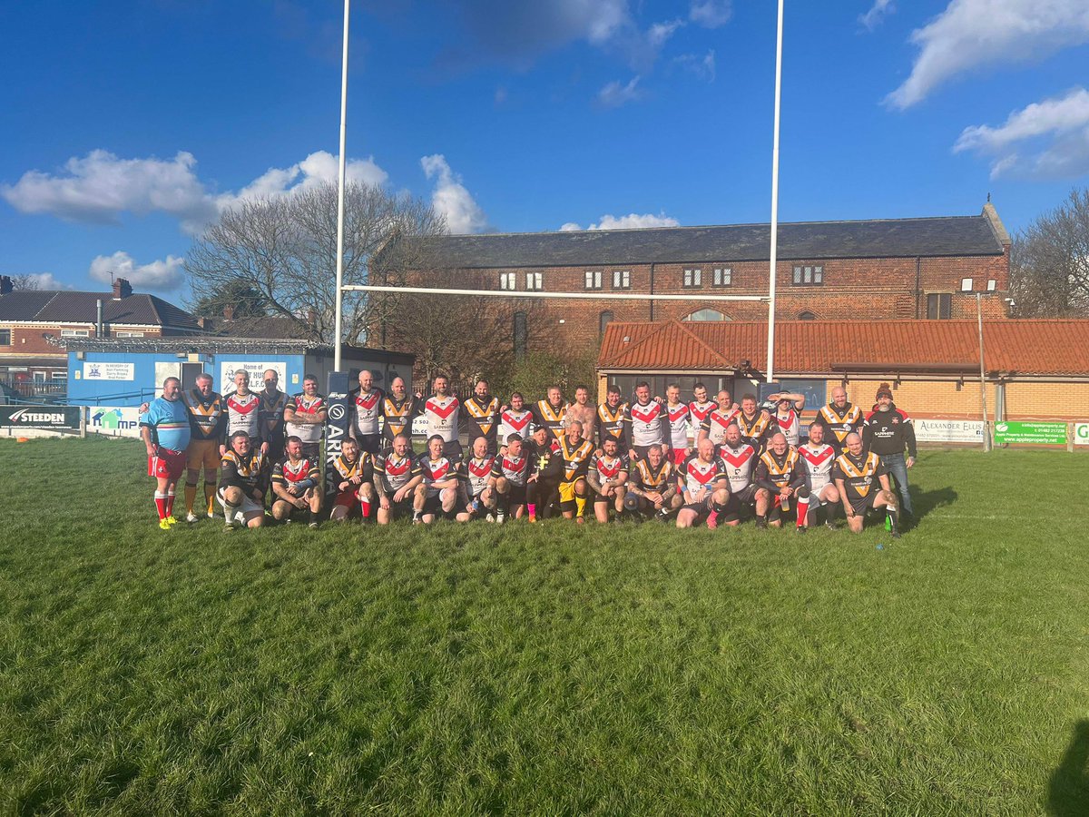 👏 Thank you to Castleford Masters for travelling over to East Hull this afternoon. 🏉 It was heavy underfoot, but both teams managed to score some great try’s. 👍 Another great turnout of players, we look forward to return fixture in May. #hullmasters24 #mastersspirit