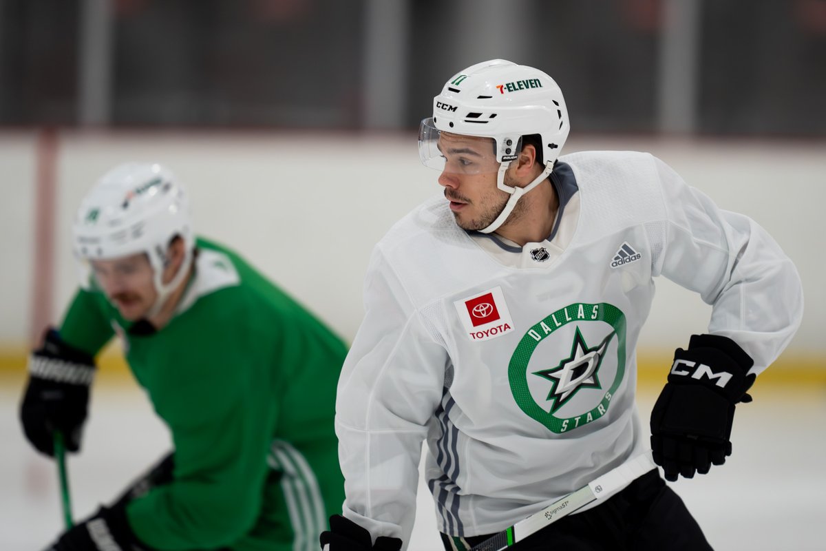 x - Dallas Stars tweet media