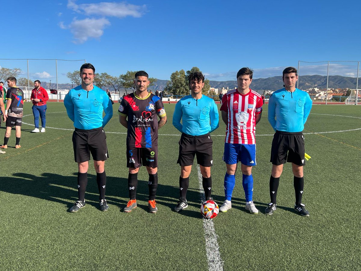 𝗧𝗘𝗥𝗖𝗘𝗥𝗔 𝗙𝗘𝗗𝗘𝗥𝗔𝗖𝗜𝗢𝗡

Jornada 22 | Alcantarilla FC UNIVERSAE 2-1 Balsicas Atlético

📝El primer equipo consigue un importante triunfo en casa para estar más cerca del objetivo de la temporada

⚽️ Nacho y Ayman

⭐️ <a href="/_Universae/">UNIVERSAE</a>

#SoñamosJuntos ❤🤍