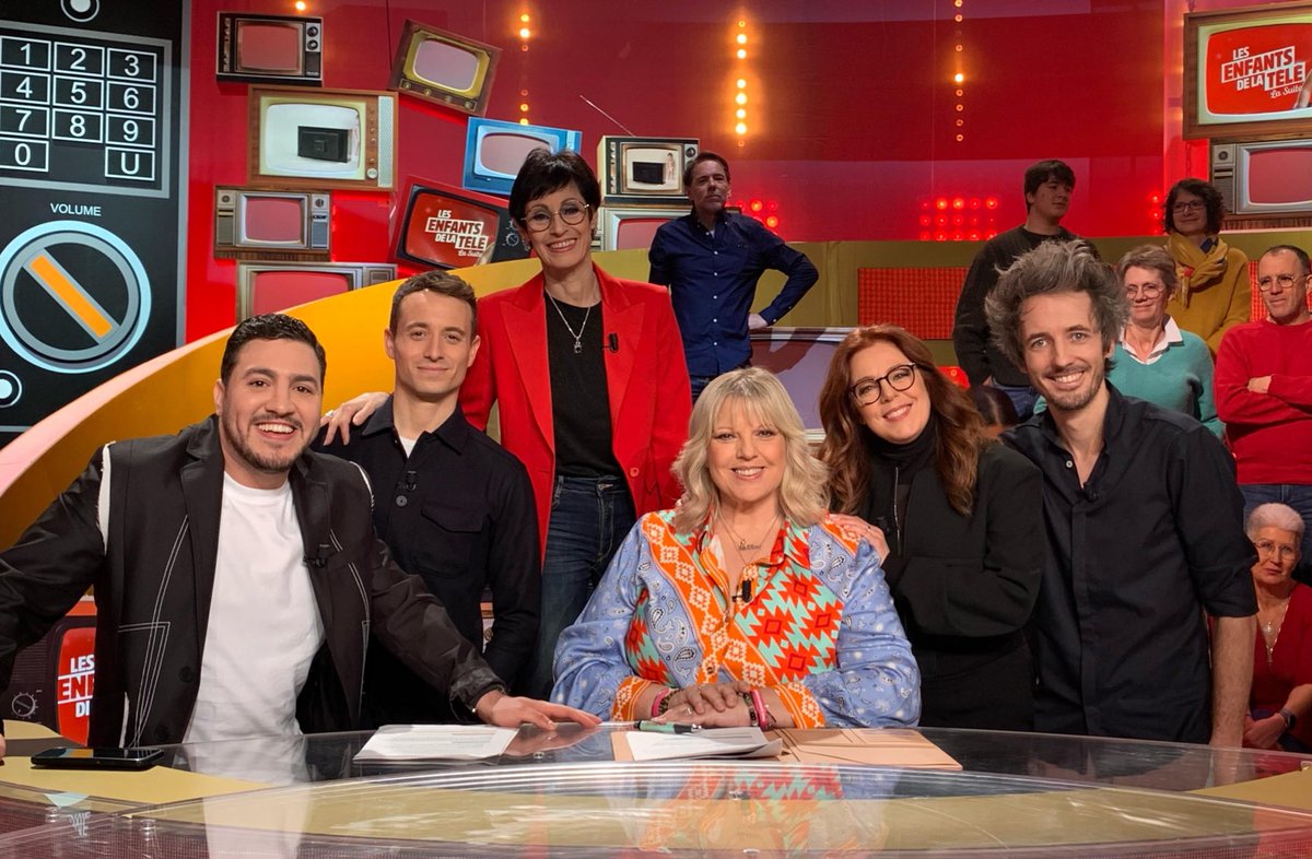 ✨ Nouvelle semaine, nouveaux invités ! ⭐️ Laurence Boccolini reçoit à sa table : Amine Radi, @hugoclement, Marie-Claude Pietragalla, @boulay_isabelle, et @Gusillusionnist ! ⏰ Rendez-vous demain à 18h25 sur @france2 !