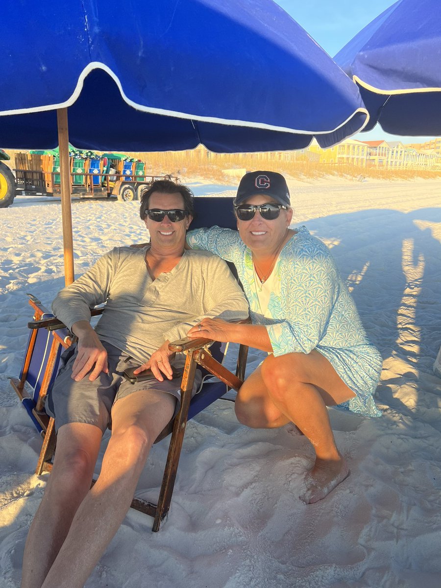 BillGrahamForNC's tweet photo. I want to wish my wife a very Happy Birthday today. Happy Birthday Shari! https://t.co/J3auq2hl64