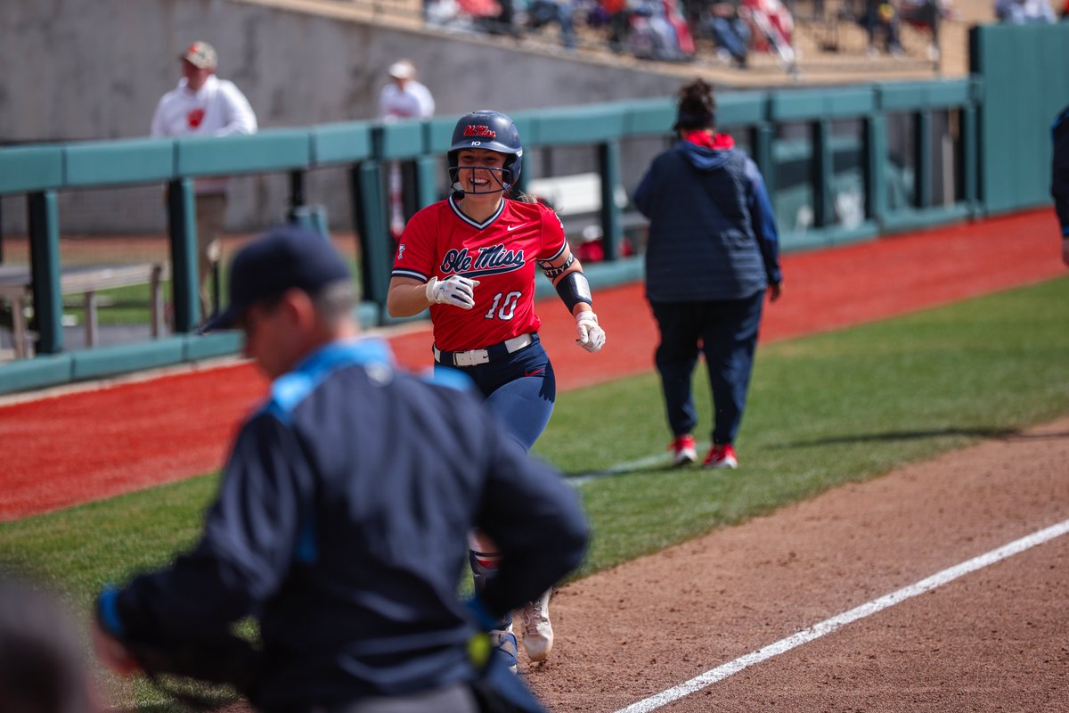 Ole Miss Softball tweet media