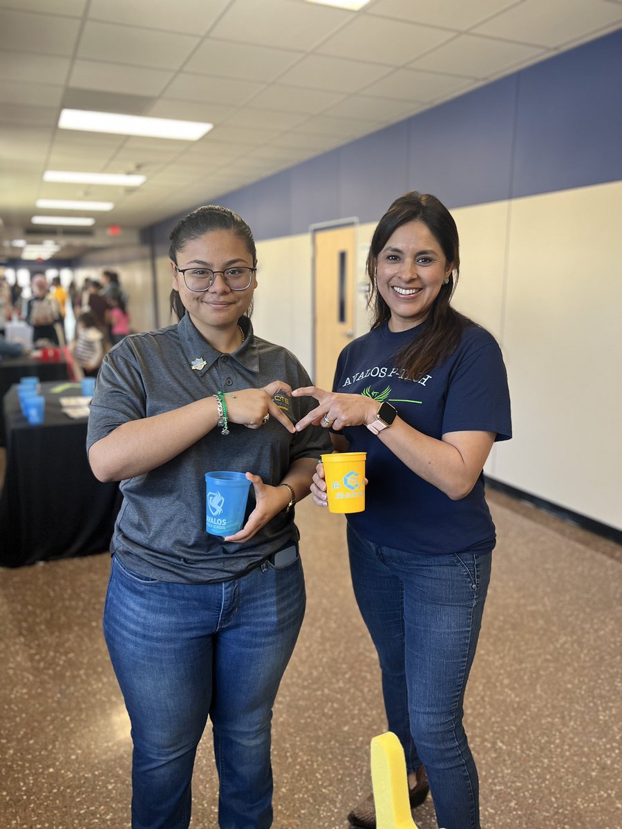 Excited to be at the Choice School event in <a href="/AldineISD/">Aldine ISD</a>! So many fantastic options for students to explore and thrive. There’s something for everyone. #SchoolChoice 📚✨
#EngageLearners 
<a href="/AvalosPTECH/">Rose M. Avalos P-TECH School</a> 

<a href="/drgoffney/">Dr. LaTonya M. Goffney</a>