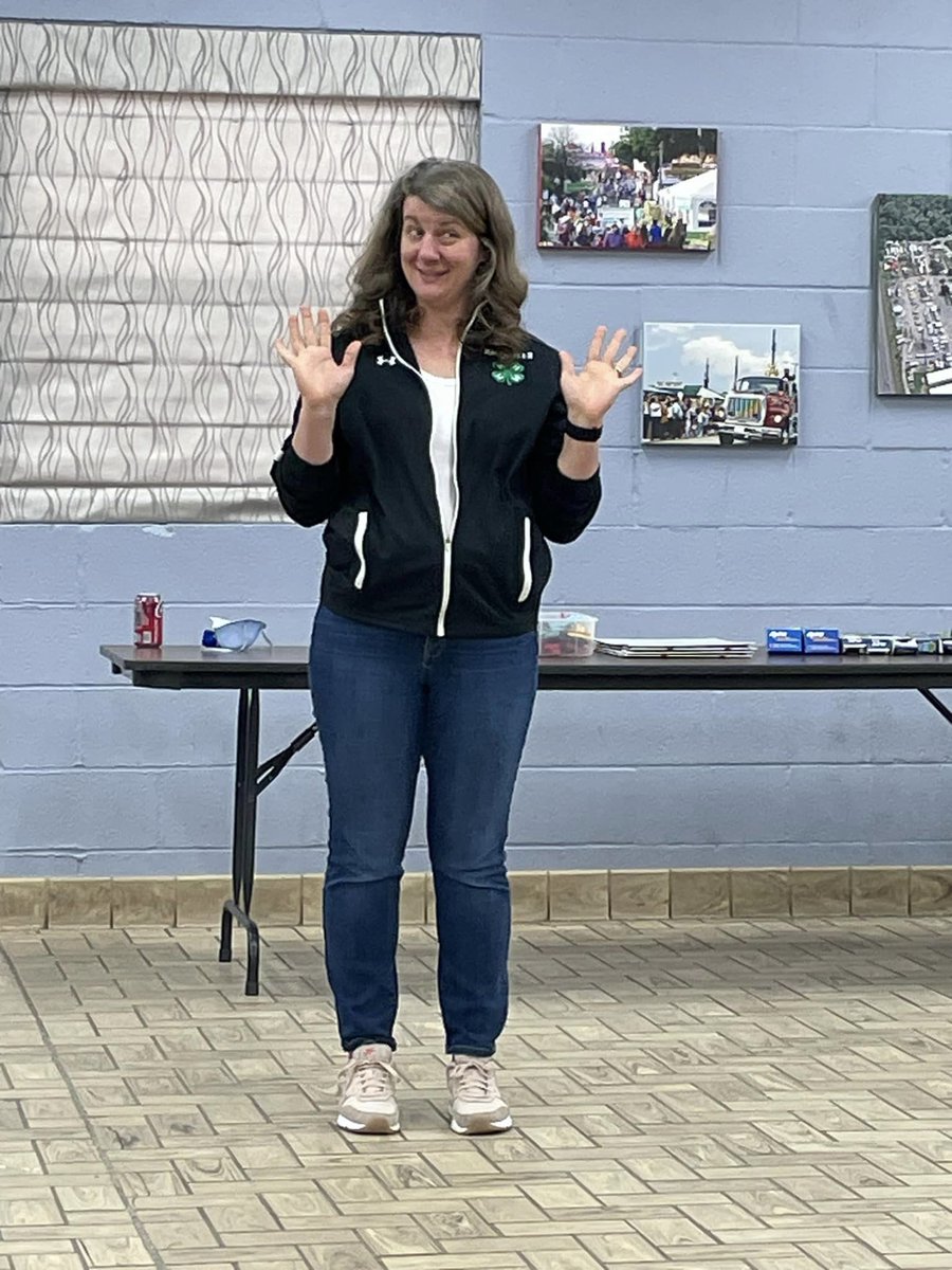 Maryland4H's tweet photo. This week, the Engineering and Technology committee led by 4-H STEM specialist Mark DeMorra and Allegany County 4-H Educator Jessica Mellon hosted the first SYEM in-service for 4-H educators and volunteers.
#4h #STEM #chemistry #thesum #robotics #BenjaminBanneker #HarrietTubman https://t.co/tRX52UtOPZ