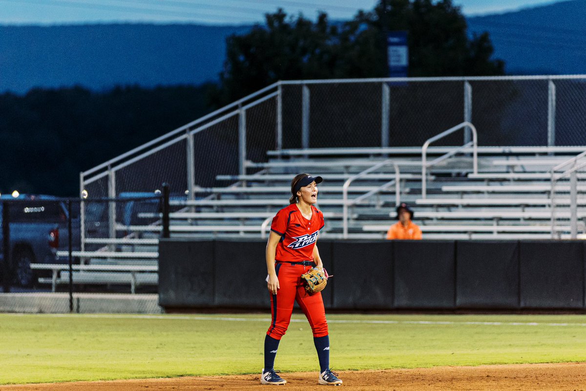 wprofastpitch tweet picture