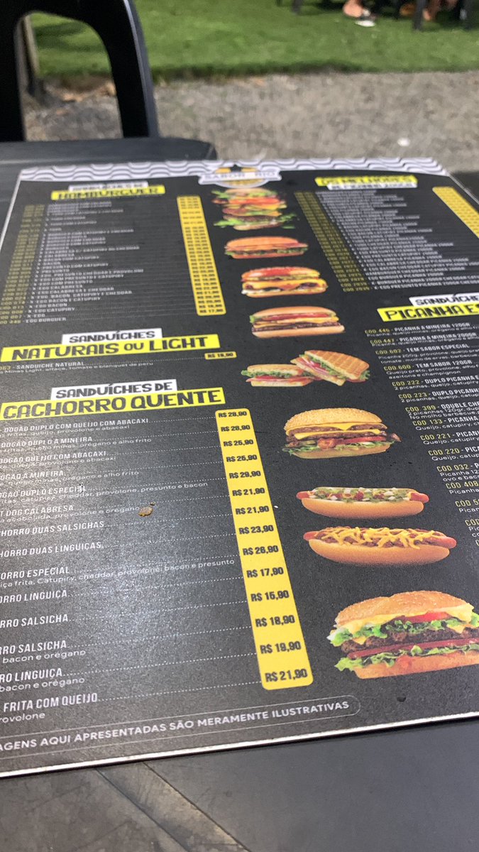 izaphilia's tweet image. Achei que era só comigo. Estou num podrão jantando e fazendo hora pra ser tarde demais pra eu chegar #introvertida