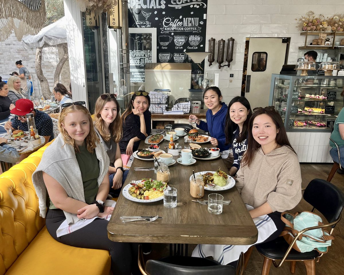 Went on an amazing hike at Runyon Canyon today! Of course, we rewarded ourselves with a delicious brunch afterward 😊