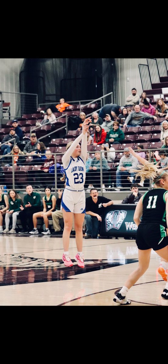 Phenom Basketball (@missouriphenom) on Twitter photo District Champ for 2027 lefty sharpshooter <a href="/AmentLexi/">Lexi Ament</a> drops 20 points, 3 boards and 2 steals in the title game, shes just getting started too!! Congrats Lex all that extra work paying off District Champ for 2027 lefty sharpshooter <a href="/AmentLexi/">Lexi Ament</a> drops 20 points, 3 boards and 2 steals in the title game, shes just getting started too!! Congrats Lex all that extra work paying off