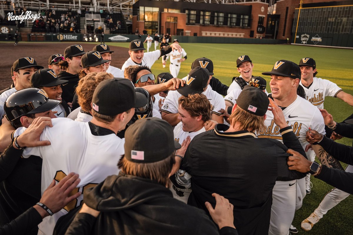 VandyBoys tweet picture