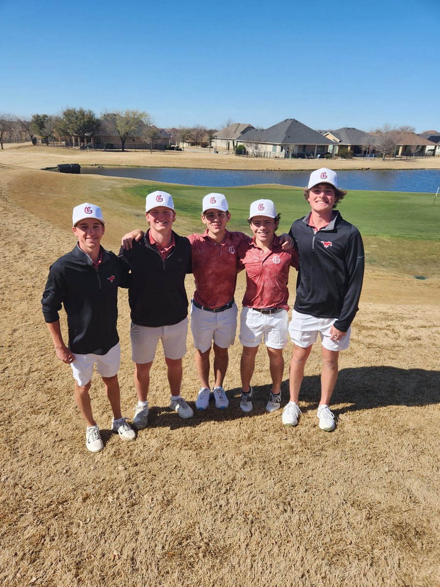 Well done, Mustangs, on their T-2 at The Dwain Bean Invitational at Robson Ranch this weekend. The Mustangs were led by Mason Palmer's 72-71. Mason's -1 over 36 holes gave him his first high school tournament title. Congrats, Mason!