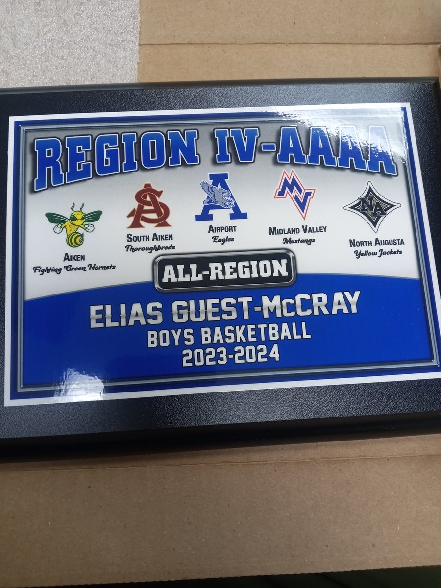 Rob Davis (@mardavi817) on Twitter photo Love it when my guys get recognized on and off the court. Shout out to <a href="/iiamcaseyy/">Casey L. Duncan Jr.</a> and Elias Guest-McCray Love it when my guys get recognized on and off the court. Shout out to <a href="/iiamcaseyy/">Casey L. Duncan Jr.</a> and Elias Guest-McCray