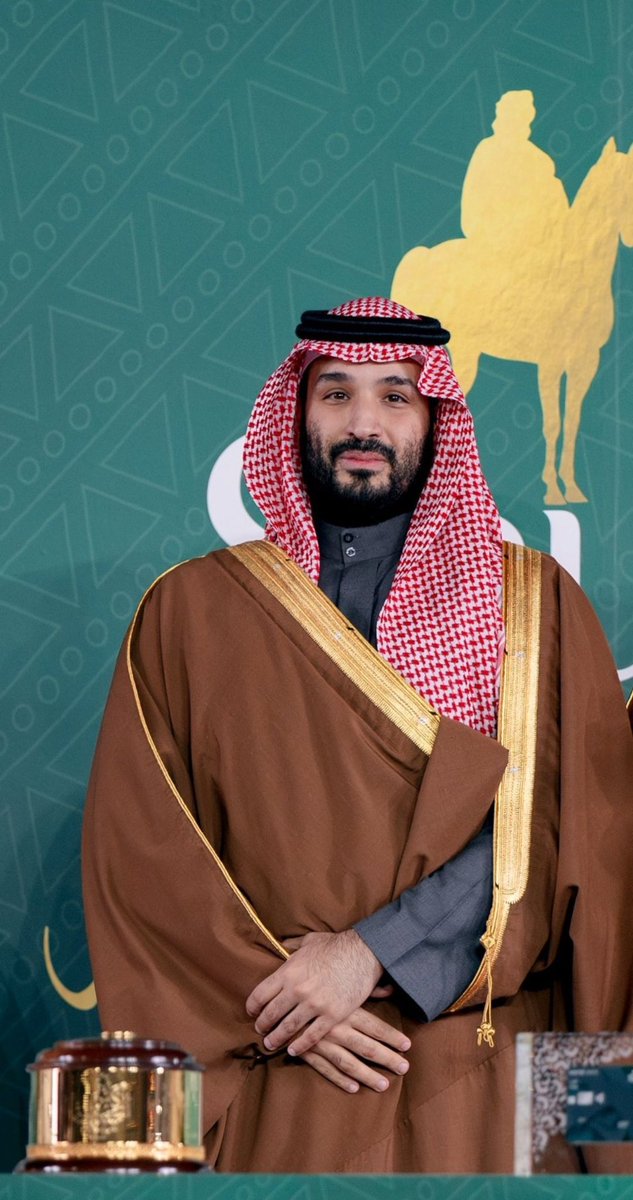 r0se_11's tweet photo. #محمد_بن_سلمان_في_كاس_السعوديه ولاء و وفاء حي هالطله سيدي 🇸🇦🇸🇦🇸🇦🇸🇦 https://t.co/3tKXnjbs0e