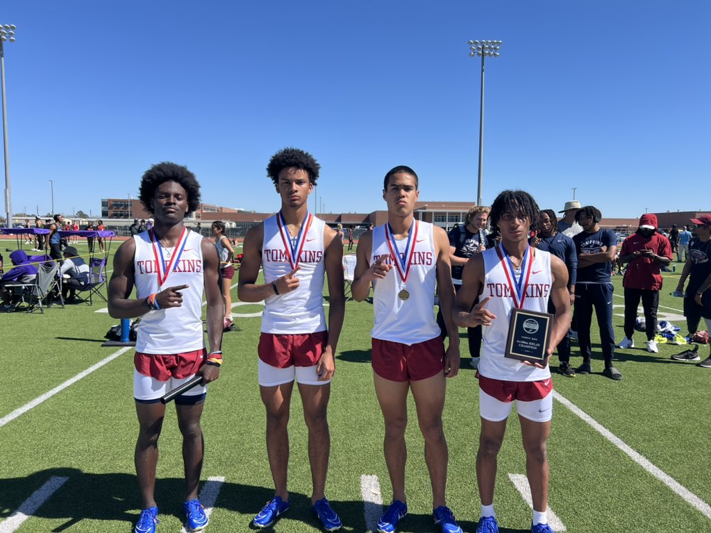 Tompkins Track and Field (@tompkins_tf) on Twitter photo 4x100 runs NEW US#1 - 40.62 at the Bubba Fife Relays <a href="/TXMileSplit/">Texas MileSplit</a> <a href="/milesplit/">MileSplit US</a> <a href="/travismillerx13/">Travis Miller</a> <a href="/KatyTimesSports/">Katy Times Sports</a> <a href="/KatyISDAthletic/">Katy ISD Athletics</a> <a href="/BlakeHamilton31/">Blake Hamilton</a> <a href="/JKeys_3321/">Jayden Keys</a> <a href="/harleyjensen_/">Harley Jensen</a> <a href="/JhaseMcmillan/">Jhase McMillan</a> 4x100 runs NEW US#1 - 40.62 at the Bubba Fife Relays <a href="/TXMileSplit/">Texas MileSplit</a> <a href="/milesplit/">MileSplit US</a> <a href="/travismillerx13/">Travis Miller</a> <a href="/KatyTimesSports/">Katy Times Sports</a> <a href="/KatyISDAthletic/">Katy ISD Athletics</a> <a href="/BlakeHamilton31/">Blake Hamilton</a> <a href="/JKeys_3321/">Jayden Keys</a> <a href="/harleyjensen_/">Harley Jensen</a> <a href="/JhaseMcmillan/">Jhase McMillan</a>