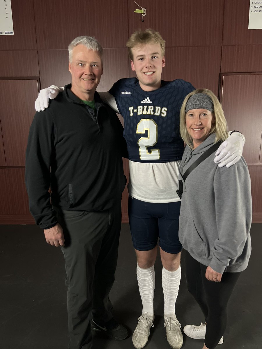 willchristoff's tweet photo. After a great visit with @CoachNill, I am excited to announce my third official USport scholarship offer to play at the University of British Columbia. @ShoWill33 @CoachBone https://t.co/OYZ6kAbEt9