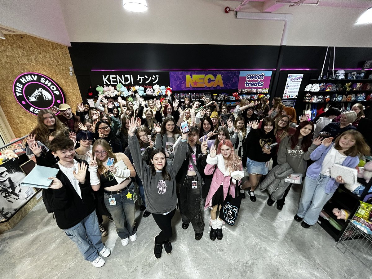 A big thank you to the Sheffield K-Pop Community for making today’s event so special ❤️‍🔥☮️ #kpop #hmv #sheffieldissuper