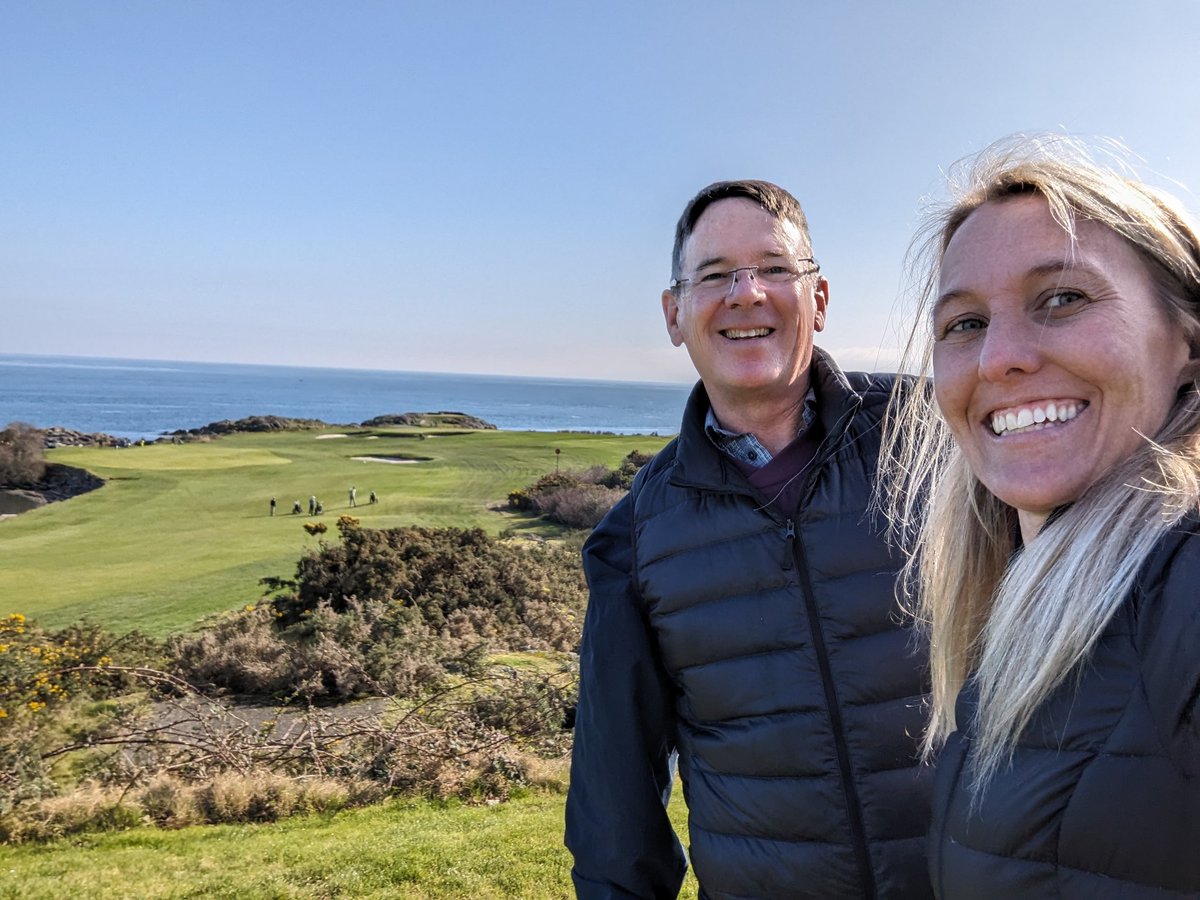 turfmow's tweet image. Had a wonderful Ontario visitor yesterday. @FreibergVictor has been an exemplary supporter of my career. Always there to answer my crazy questions and would go out of his way to drop products off at my very small budget clubs. #mademyday #turflife #islandgolf @OSCTurf