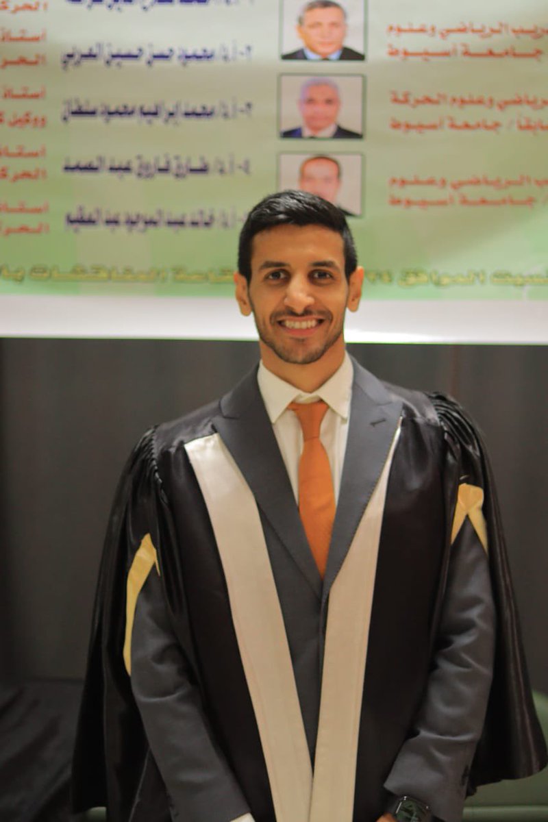 ﴿وَآخِرُ دَعْوَاهُمْ أَنِ الْحَمْدُ لِلَّهِ رَبِّ الْعَالَمِينَ﴾
الحمدُلله الذي بنعمته تتم الصالحات

تم حصولي على درجة الدكتوراة 
و فلسفة في تخصص التدريب الرياضي و علوم الحركة 

أسأل الله أن ينفعنا بها ويعيننا على شكره