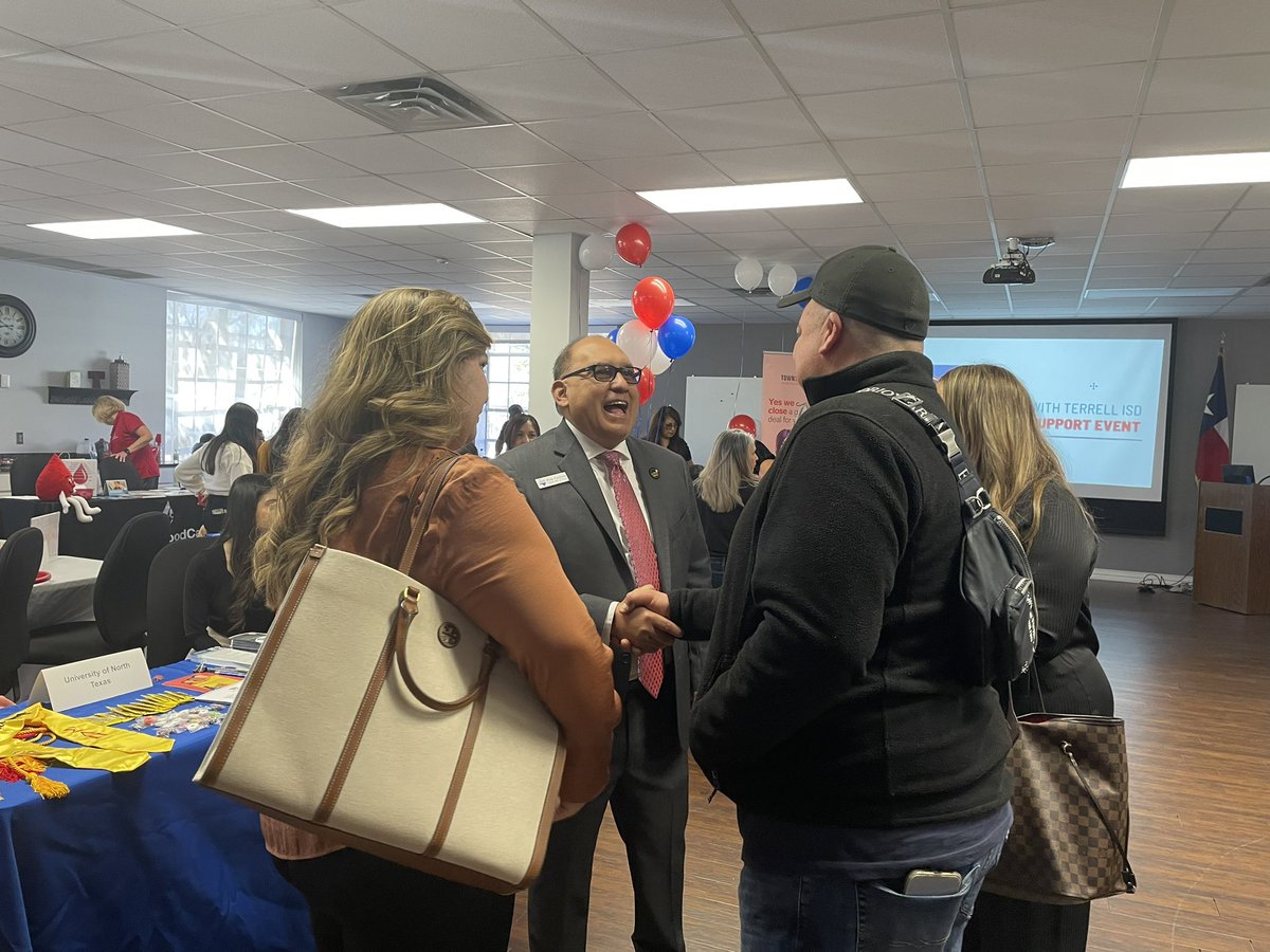 Alison Rison tweet media