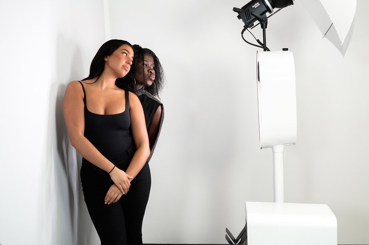 LIFotobooths's tweet photo. https://t.co/BPPgKJhlzJ https://t.co/a3qgtHkTq2