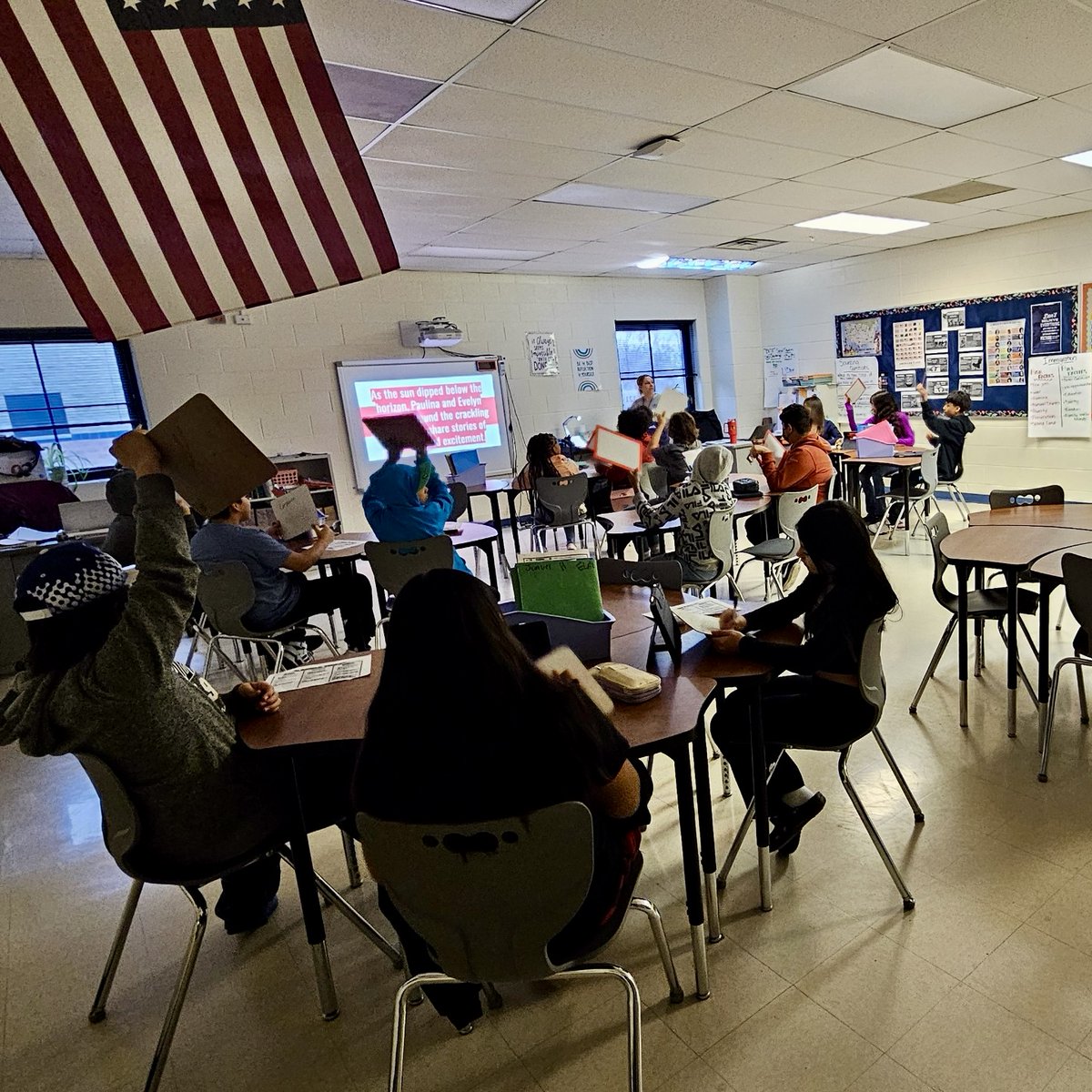 ROUNDLAKEMIDDLE's tweet photo. Mrs. Church, Ms. Gonzalez, and Mrs. Serafin's 7th grade ELA class having fun while reviewing figurative language before their assessment. #RLMSPride #RLMSWildcats116 https://t.co/su9wljL5Ns