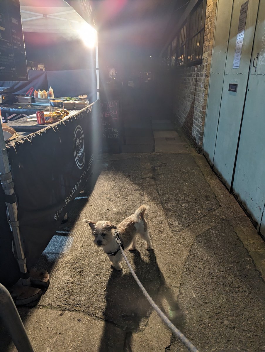 @Love_SE4💙 (@love_se4) on Twitter photo Not a spare seat at <a href="/brockleybrewery/">Brockley Brewery</a> tonight. So busy. Pop down for a pint if you're around Brockley and check out the burgers. Amazing 😋😁👍🏻❤️ Not a spare seat at <a href="/brockleybrewery/">Brockley Brewery</a> tonight. So busy. Pop down for a pint if you're around Brockley and check out the burgers. Amazing 😋😁👍🏻❤️