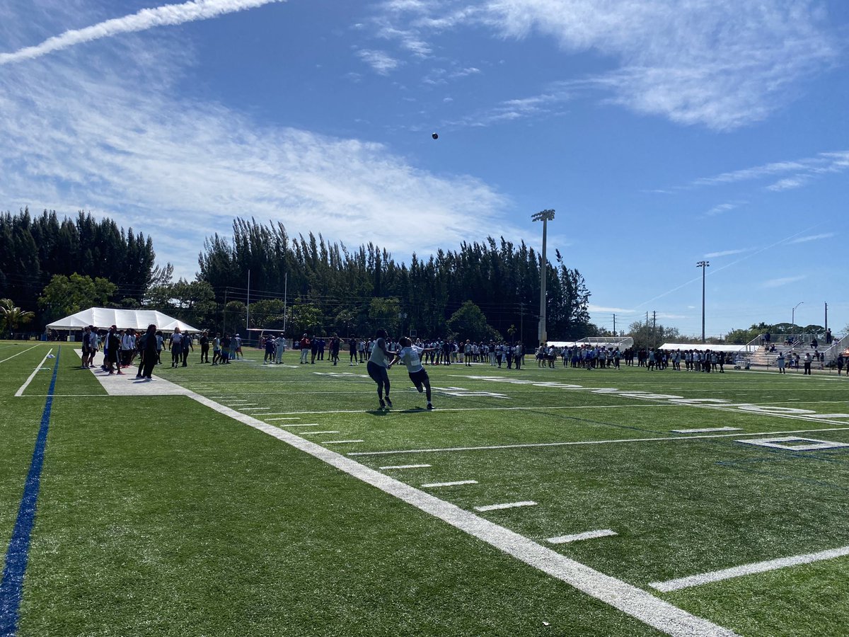 CoachRoss_FB's tweet photo. Great day at the @OB_Showcase . 
@STU_Football did a great job with coaching and organization.

Outstanding high school coaches in Broward and Dade county 

@GracelandFB found some critical pieces to this years signing class 

#OnlyTheTough
#AlwaysRecruit https://t.co/1E7ddQ8Hi7