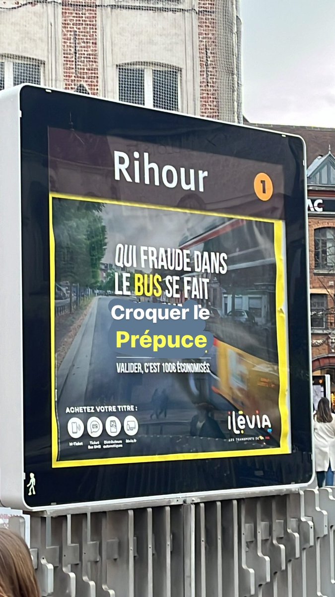 maurthyass's tweet photo. Nouvelle règle à Lille 😨😨😨😨😨 vous en pensez quoi ???? 🤯🤯🤯🤯🤯🤯 #teamprepuce #teamcirconcis https://t.co/Ltr7Snksqp