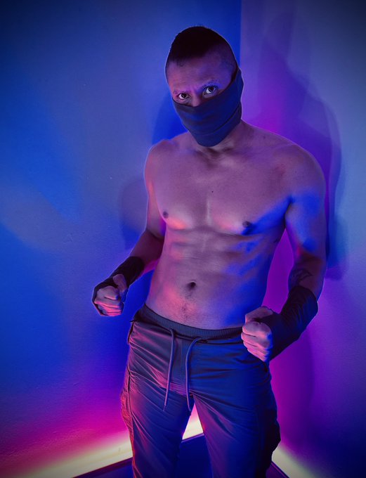 Hi&hellip; ven a ver mi show en #CAM4 con mi traje de #luchador es mi cosplay #CAM4COSPLAY 👉🏾 https://t.co/pQ1d9NgNM5<a href="/tag/cam4"class="tags">#CAM4</a><a href="/tag/luchador"class="tags"><span>#luchador</span></a><a href="/tag/cam4cosplay"class="tags"><span>#cam4cosplay</span></a>