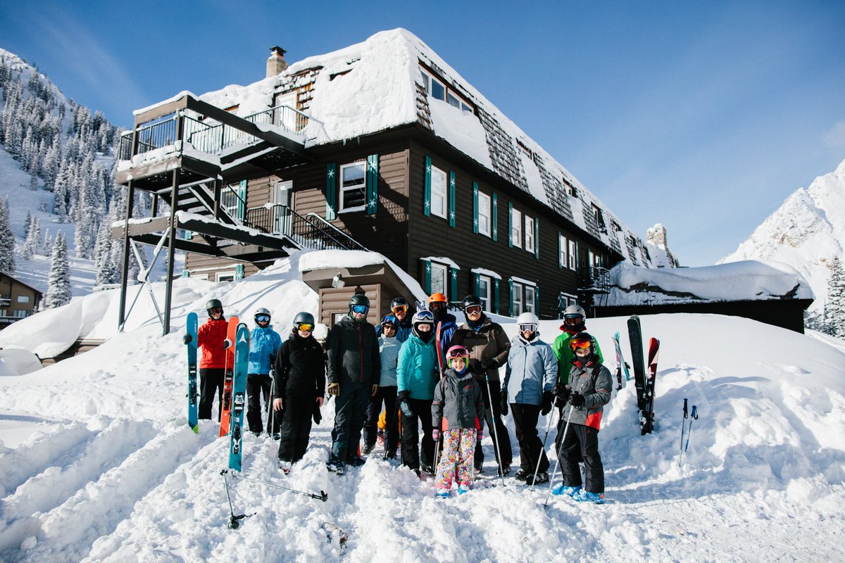 It’s all blue skies and big smiles here at the Peruvian on this beautiful Saturday. We hope you’re all soaking up this mighty fine beach day!!