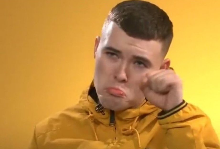 _FeachNews's tweet photo. @KNEECAPCEOL RTÉ: "You told us you wouldn't do it"
Kneecap: https://t.co/eTihxkgQz7
