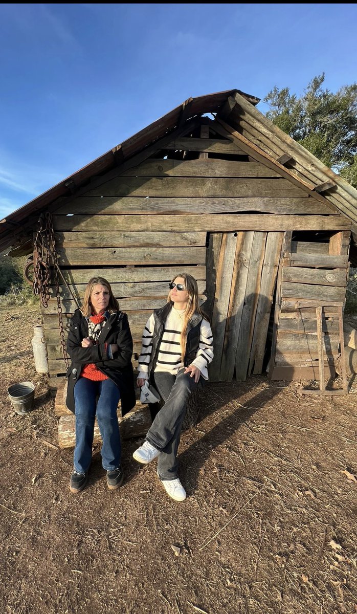 Gochitapaez's tweet photo. #LaSociedadDeLaNieve
#lsdn #Netflix
La casa del arriero https://t.co/iMpXZLFRHz