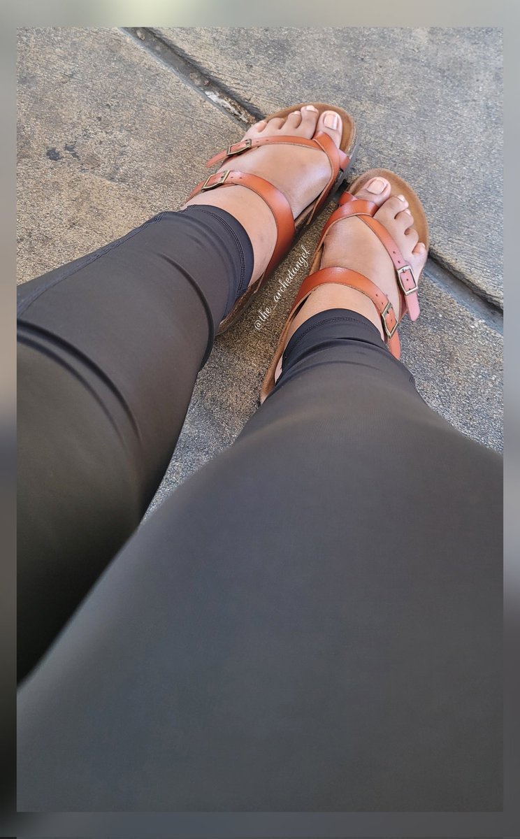 the_archedangel's tweet photo. Fun fact: I hate pumping gas..... but if I have to, guess Ill look suckable while doing it.
#springisthatyou #ffc #toes #eyecandy #footfetishnation #footpic #dallasfeet https://t.co/Nn99q5OqOs