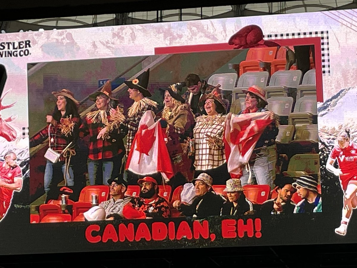 Some good costumes on the jumbotron early at Canada Sevens. 

#HSBCSVNCVAN #HSBCSVNS #VANSEVENS