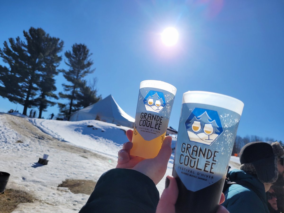 kssiop3's tweet photo. Enfin une vraie belle journรฉe d'hiver frette! Manque de neige in peu. #fatfest #grandecoulรฉe #magog https://t.co/mbHpCrT7IZ