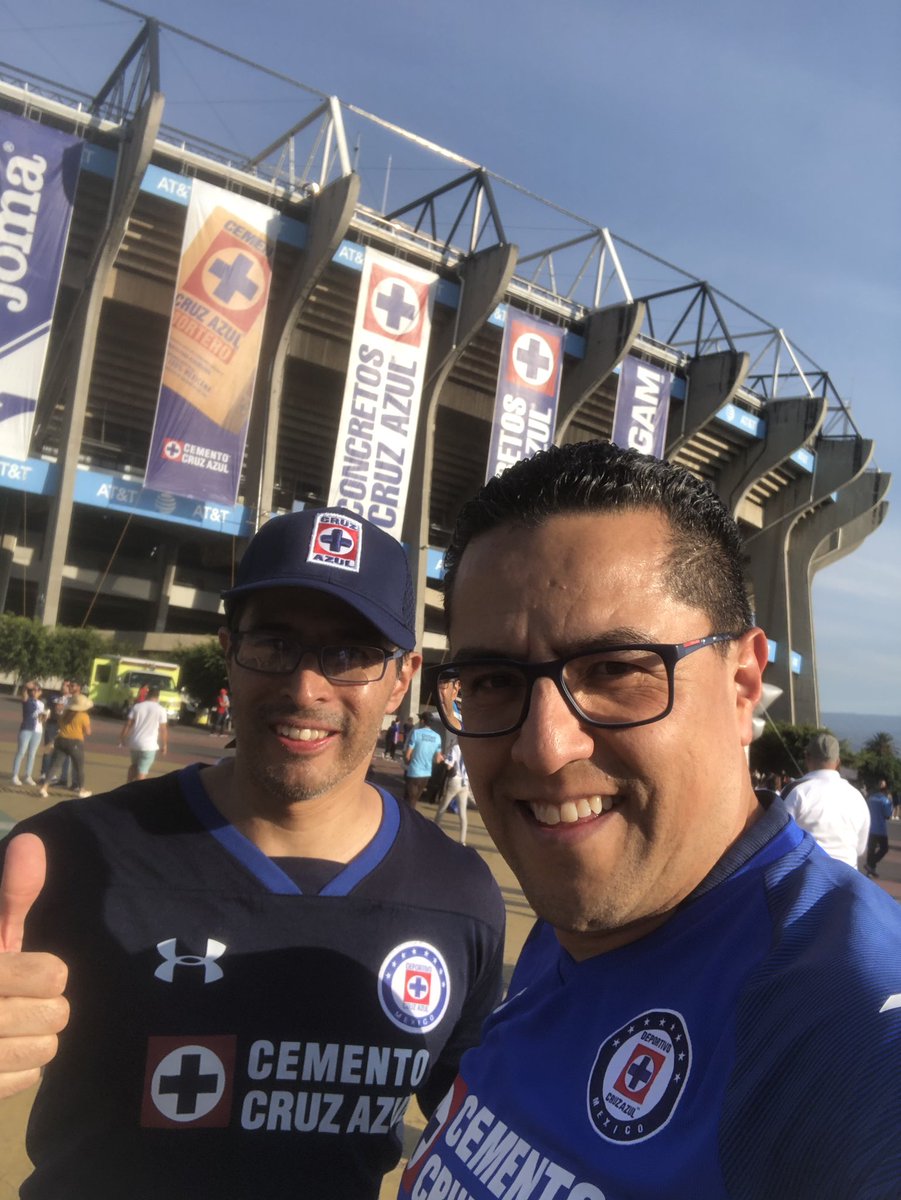 @alberthall78 Memorabilia de Grandes Amigos de vida @CruzAzul