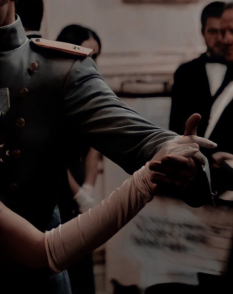malt3s3dr34ms's tweet photo. • cecily smith 🎻

•2.2k words

• ex army soldier csb x fem! cbg 

• 1940’s post war au
first dates/ blind date/ love at first sight

• based off the song ‘cecily smith’ by will conolly 

• for the dearest @miraclesnapril for @bunbearletters fest 💘

https://t.co/k0J4Z3vC7H https://t.co/Ky0bEZXj7c