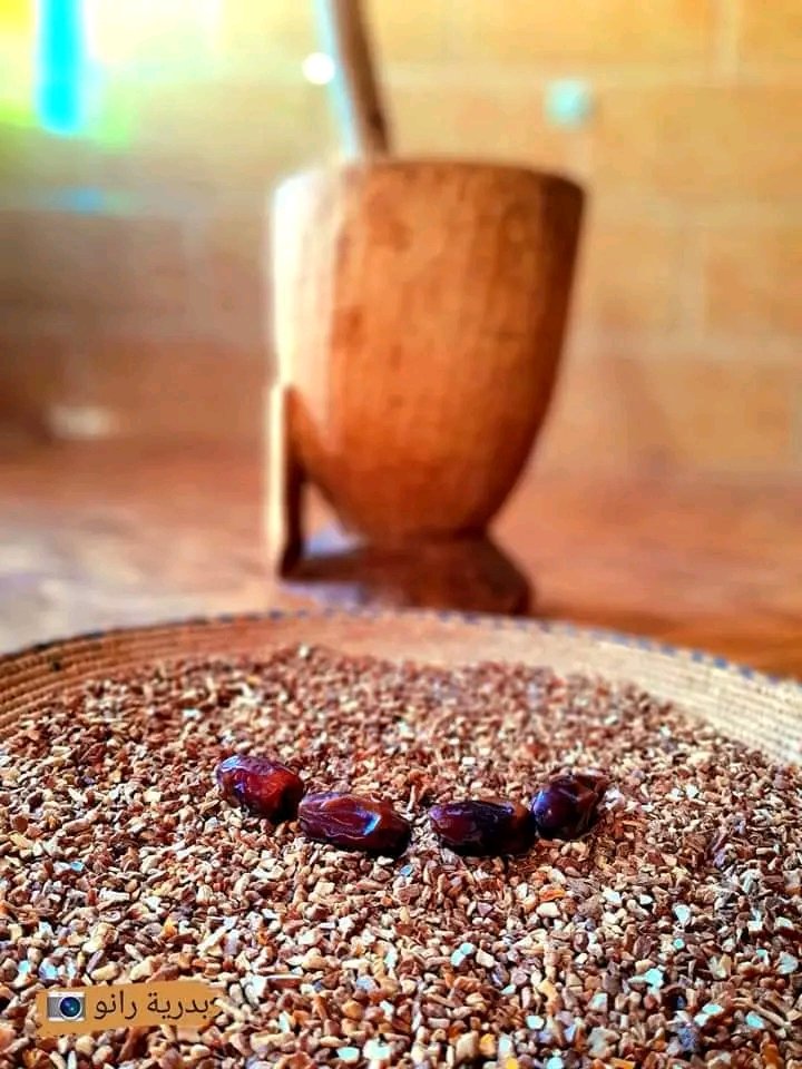 دق التمر بالمهراز