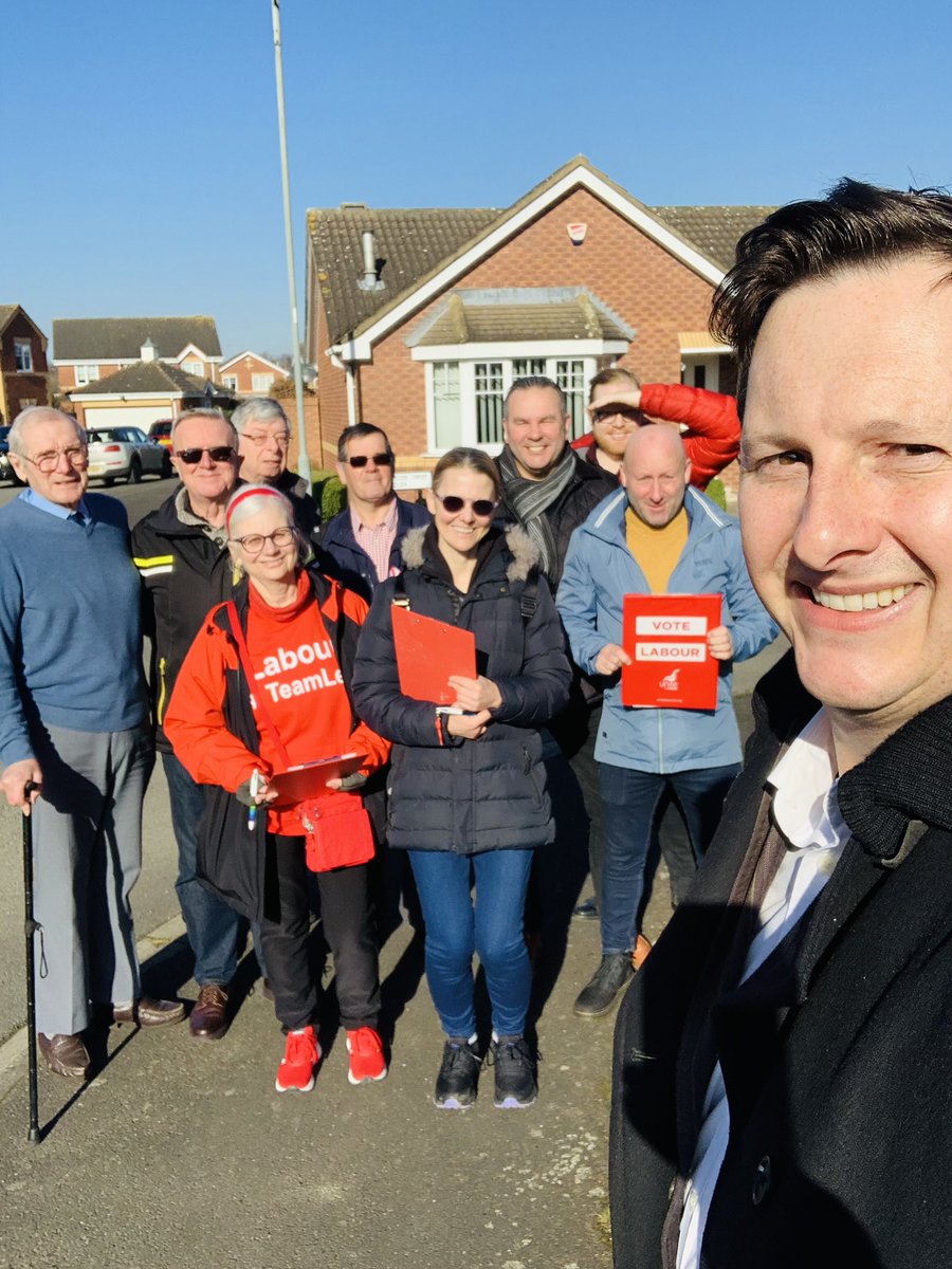 What a day in sunny Dunsville!  Great conversations with residents who couldn’t have been more clear - time and time again - They want to see real change. So much support for <a href="/UKLabour/">The Labour Party</a>. Thanks as always to my huge &amp; growing team of volunteers who came out with me.
