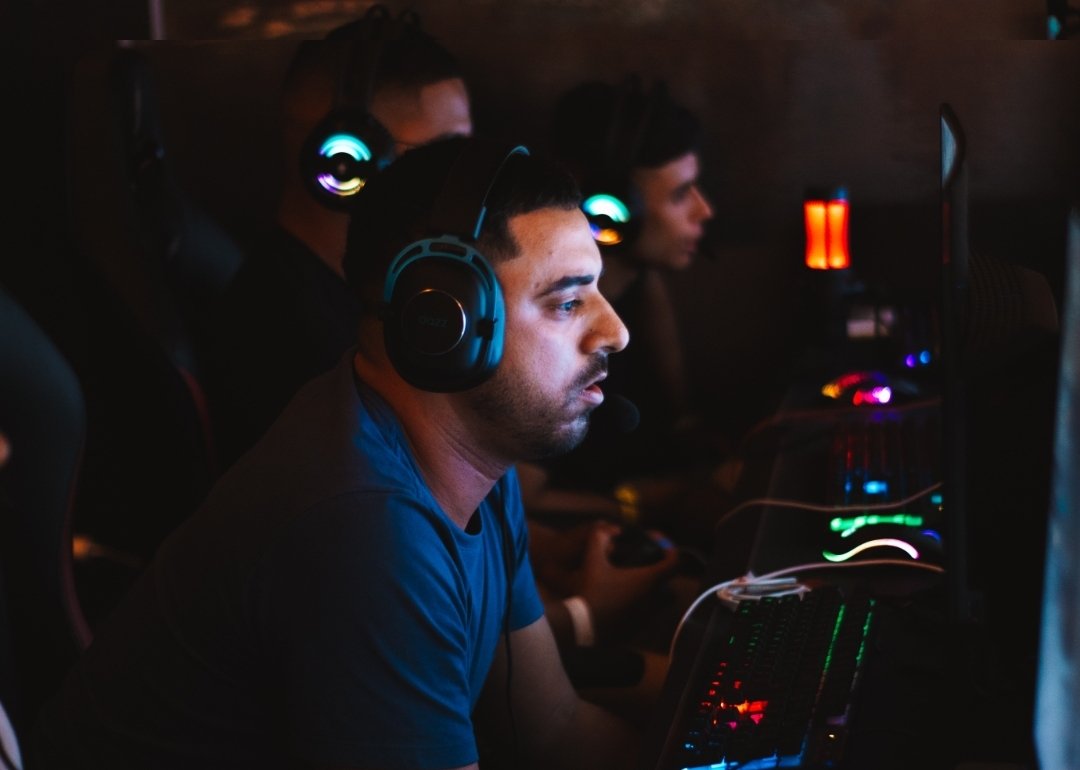 Algumas fotos do PRIMEIRO dia de Hunt Of Glory! 🔥

Produzidas pela Creators Agência 🍷

Confiram os jogos pela transmissão 👇🏽
youtube.com/live/bncDsm6j_…